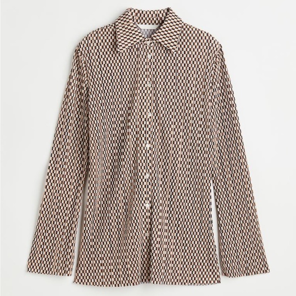 H&M Tops - Textured Jersey button up shirt H&M NWT